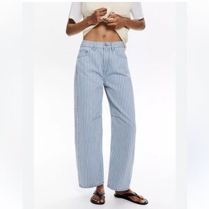 Best selling preppy pin striped straight leg jeans size small